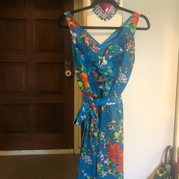 Express 👗 Dress - Picture 6 of 7